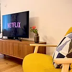 Perfect - Modern & Cozy Near Piata Romana * 부쿠레슈티