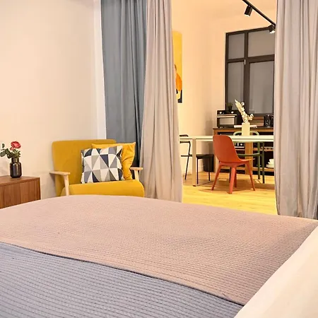 Perfect - Modern & Cozy Near Piata Romana * 布加勒斯特