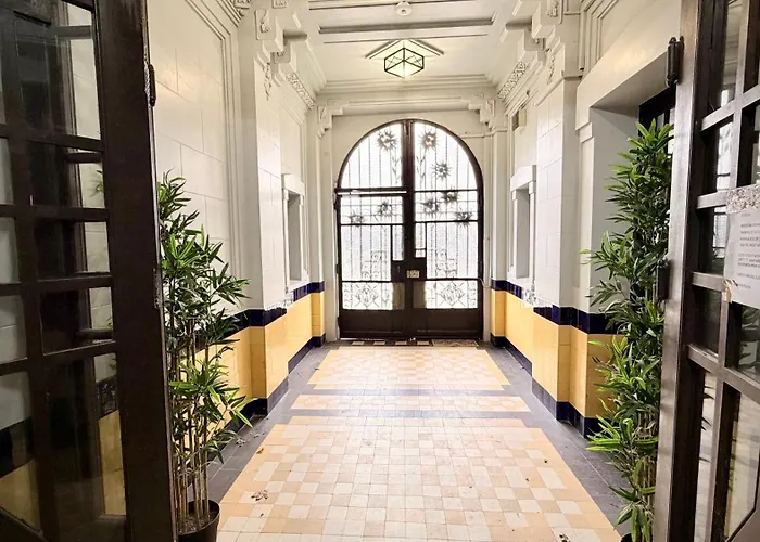 Perfect - Modern & Cozy Near Piata Romana Daire Bükreş